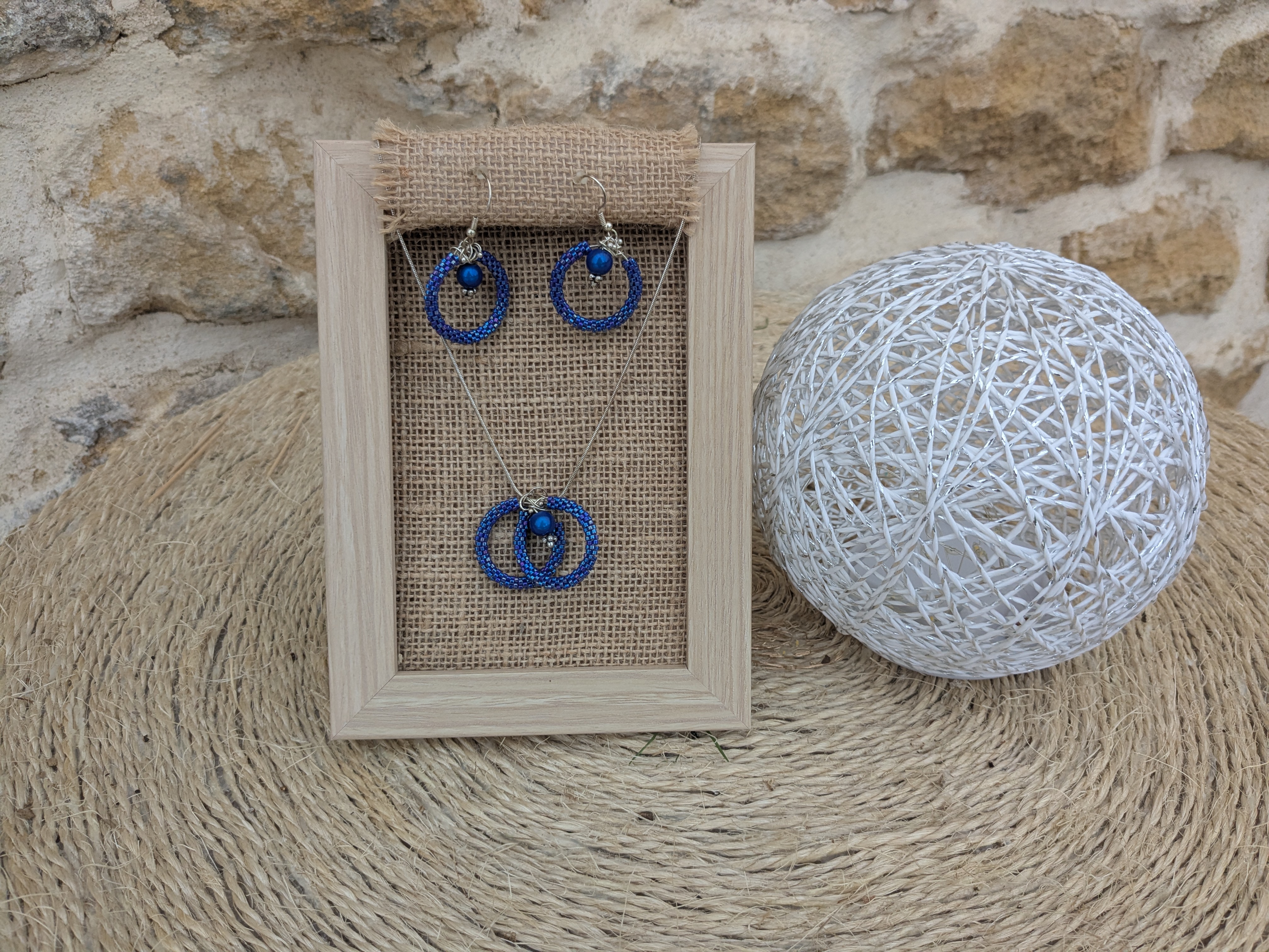 Parure en perles tissées bleu