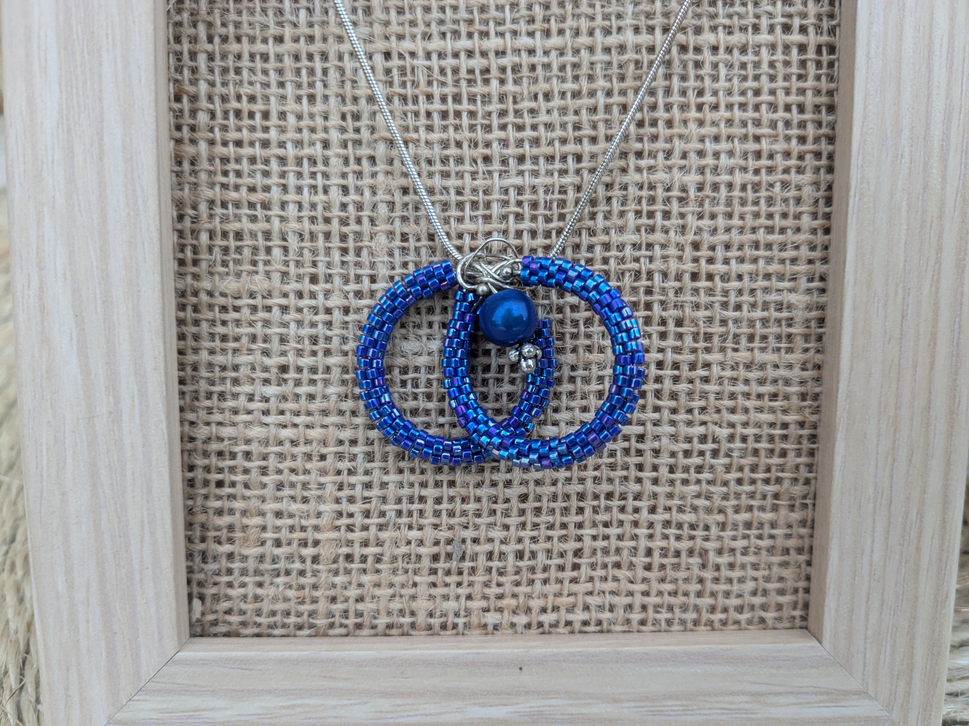 Parure en perles tissées bleu - Image 3