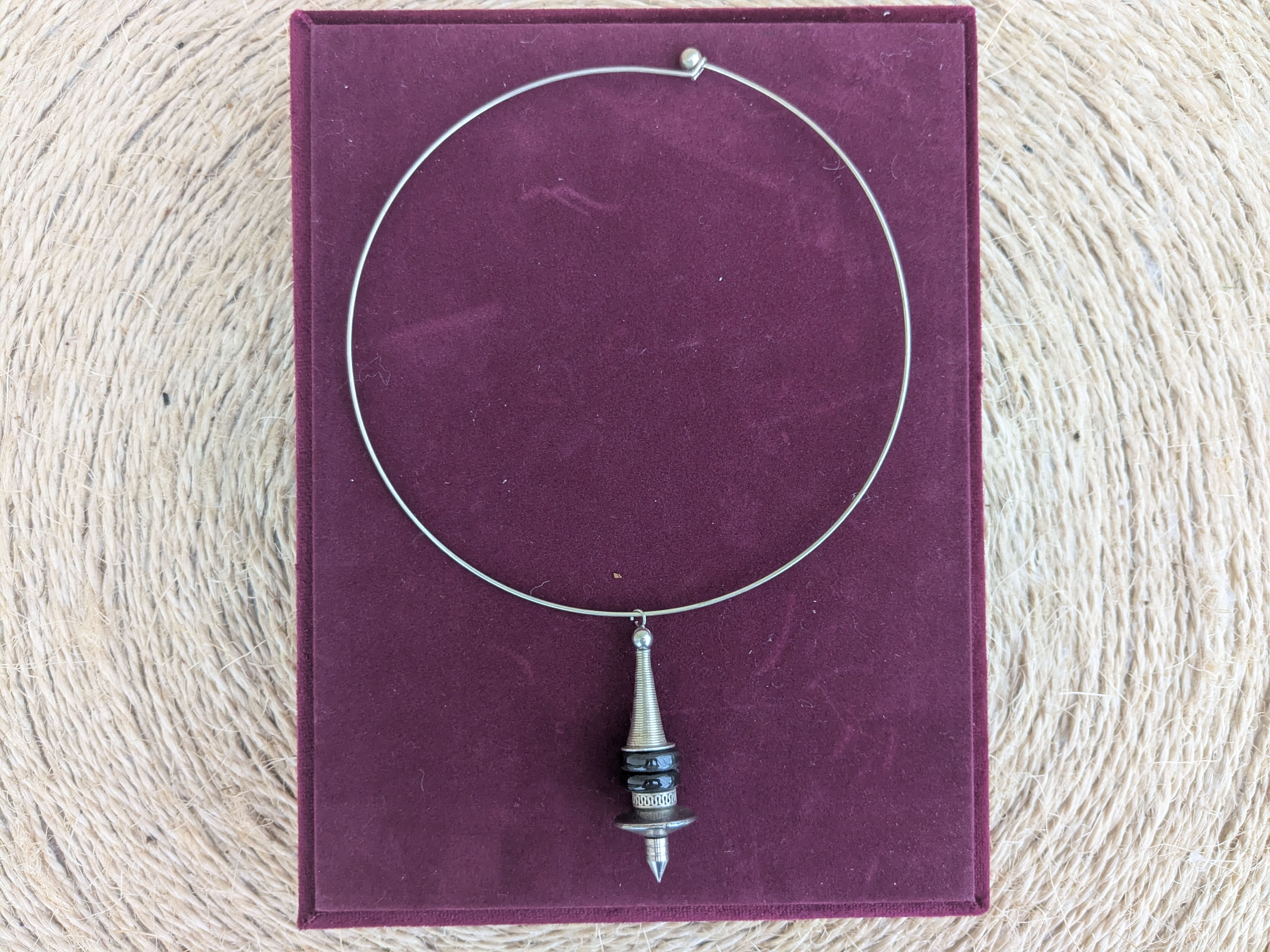 Collier Torque avec Pendentif Tribal