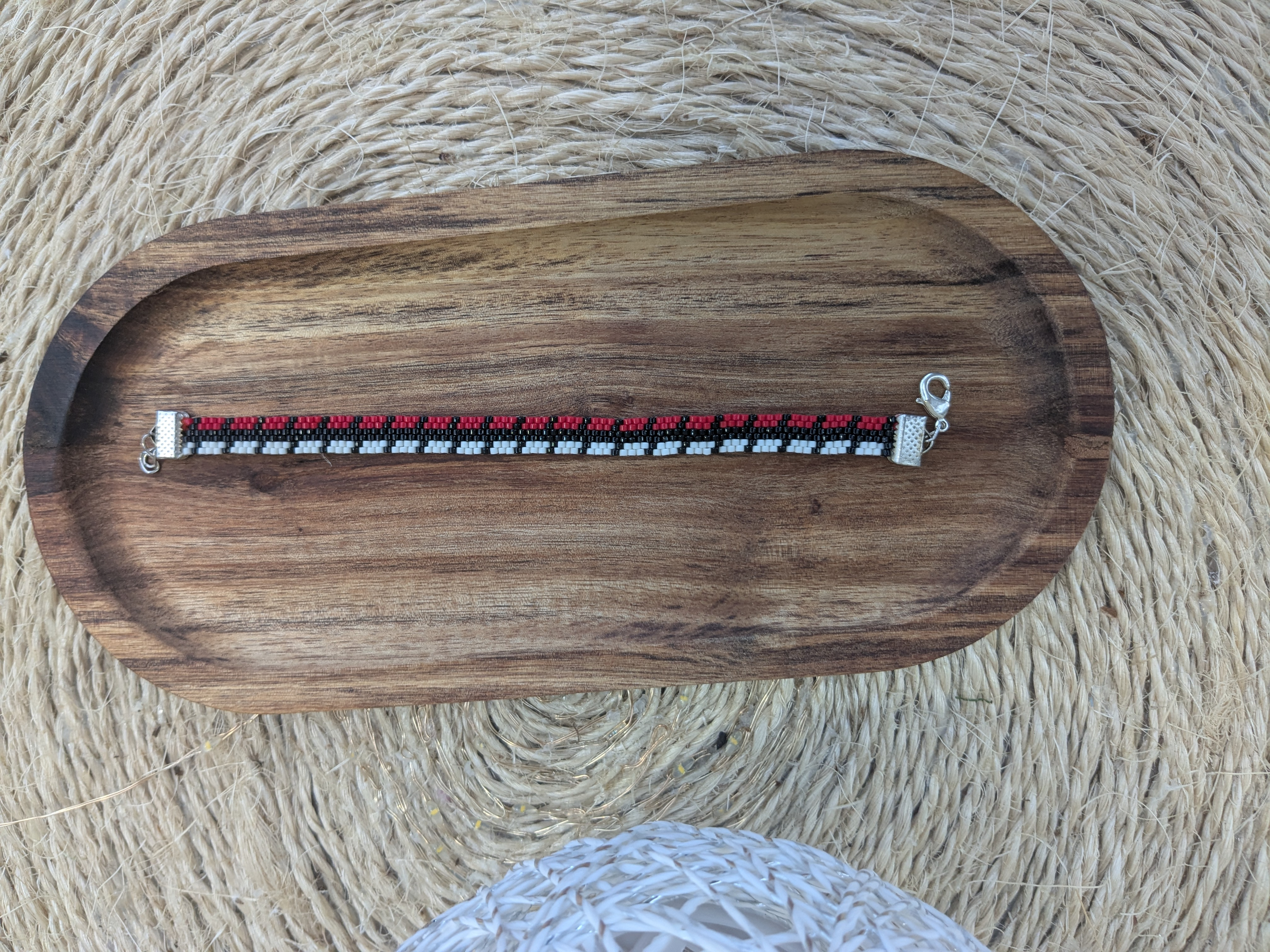 Bracelet tressé en perles Miyuki - Rouge et Noir - Image 2