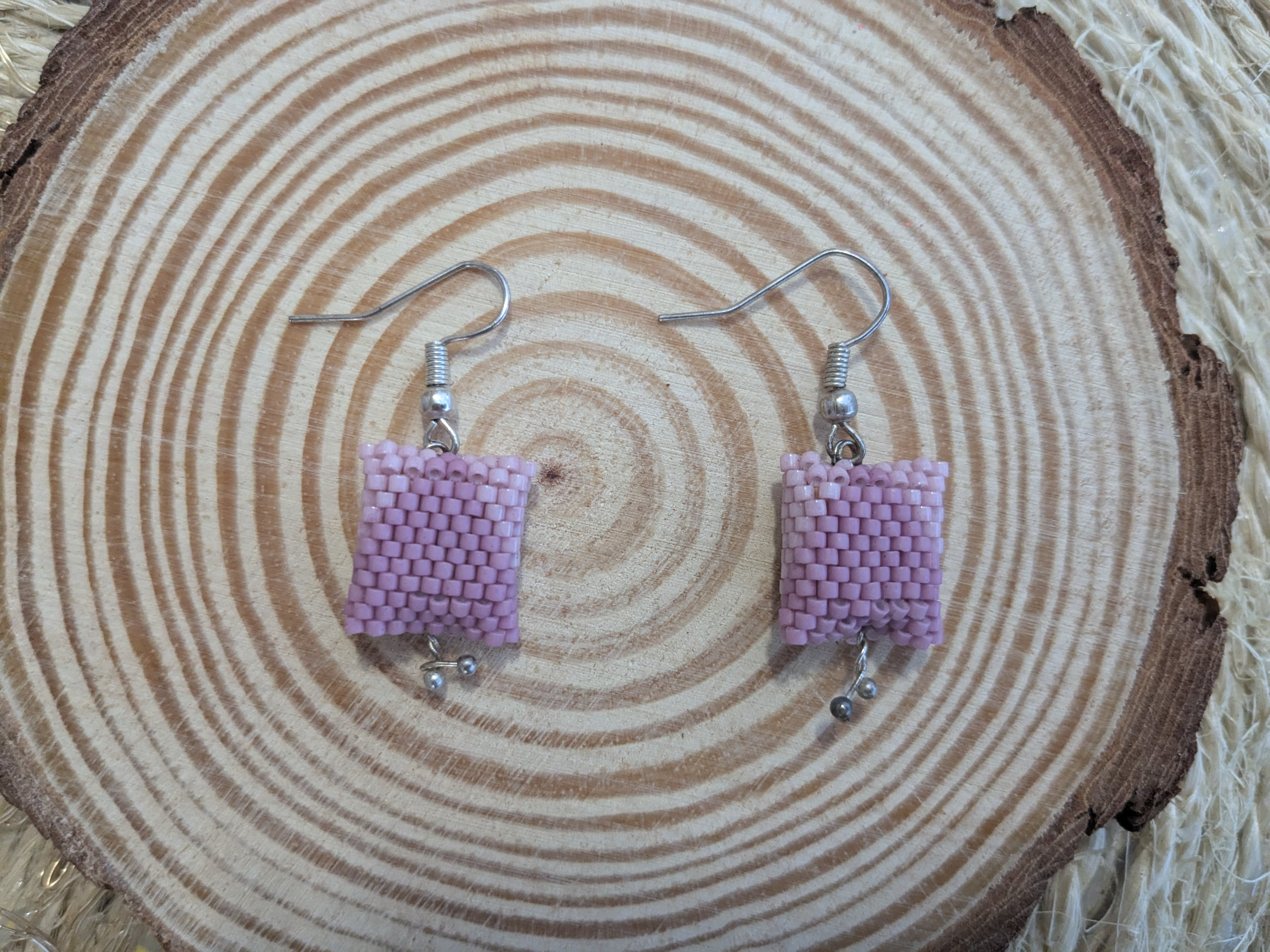 Boucles d'oreilles carrées lilas douce - Image 2
