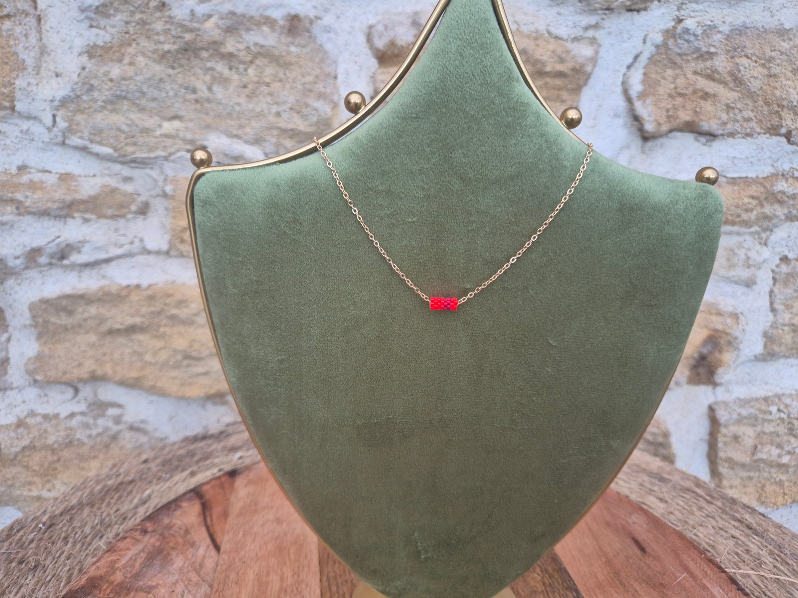 Collier fin à pendentif cylindrique